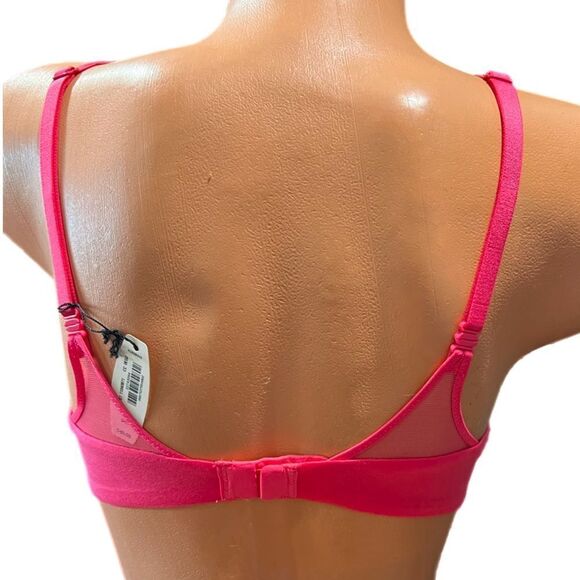 Victoria’s Secret Fabulous Supersoft Satiny unlined semi demi bra Coral - Picture 5 of 5